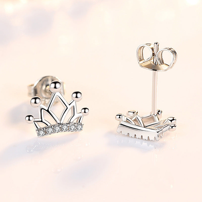 Women's Graceful And Fashionable Crown Bead Ear Studs